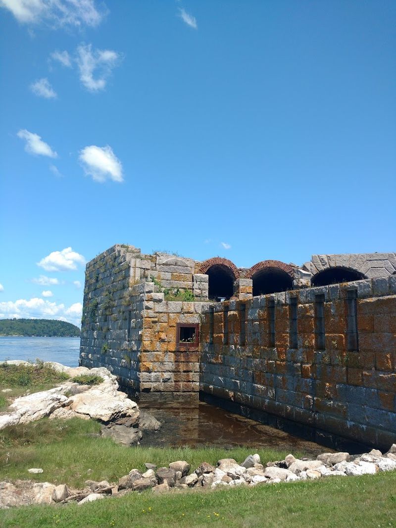 Granite Walls at Water's Edge Granite Walls at Water's Edge
