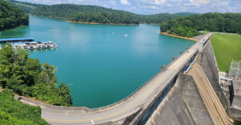 Most People Have No Idea These Incredible Beaches Exist In Tennessee