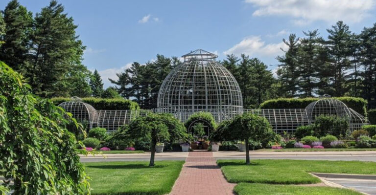 Peaceful Paths And Color Everywhere Await At 12 Michigan Botanical Gardens