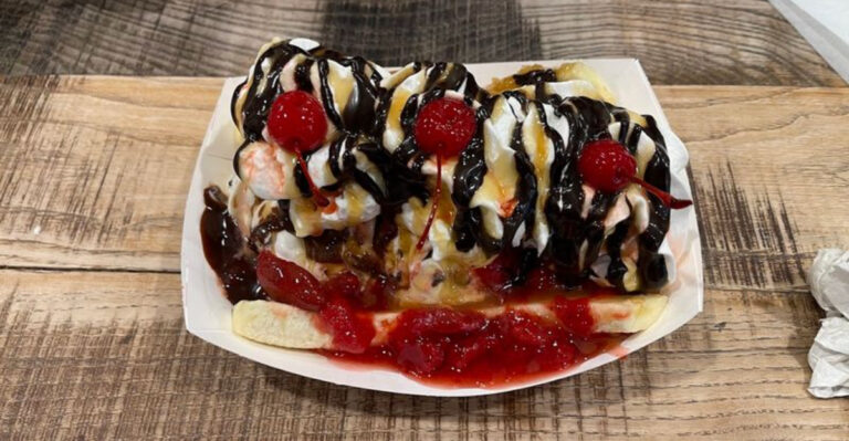 People Can’t Stop Talking About The Massive Banana Splits At This Tennessee Ice Cream Parlor