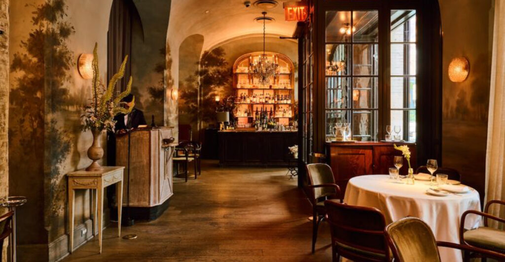 People Fall Silent the Moment They Step Inside This Gorgeous New York Restaurant