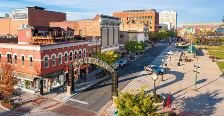 Rent Under $800 Is Still Possible in These 6 Missouri Cities