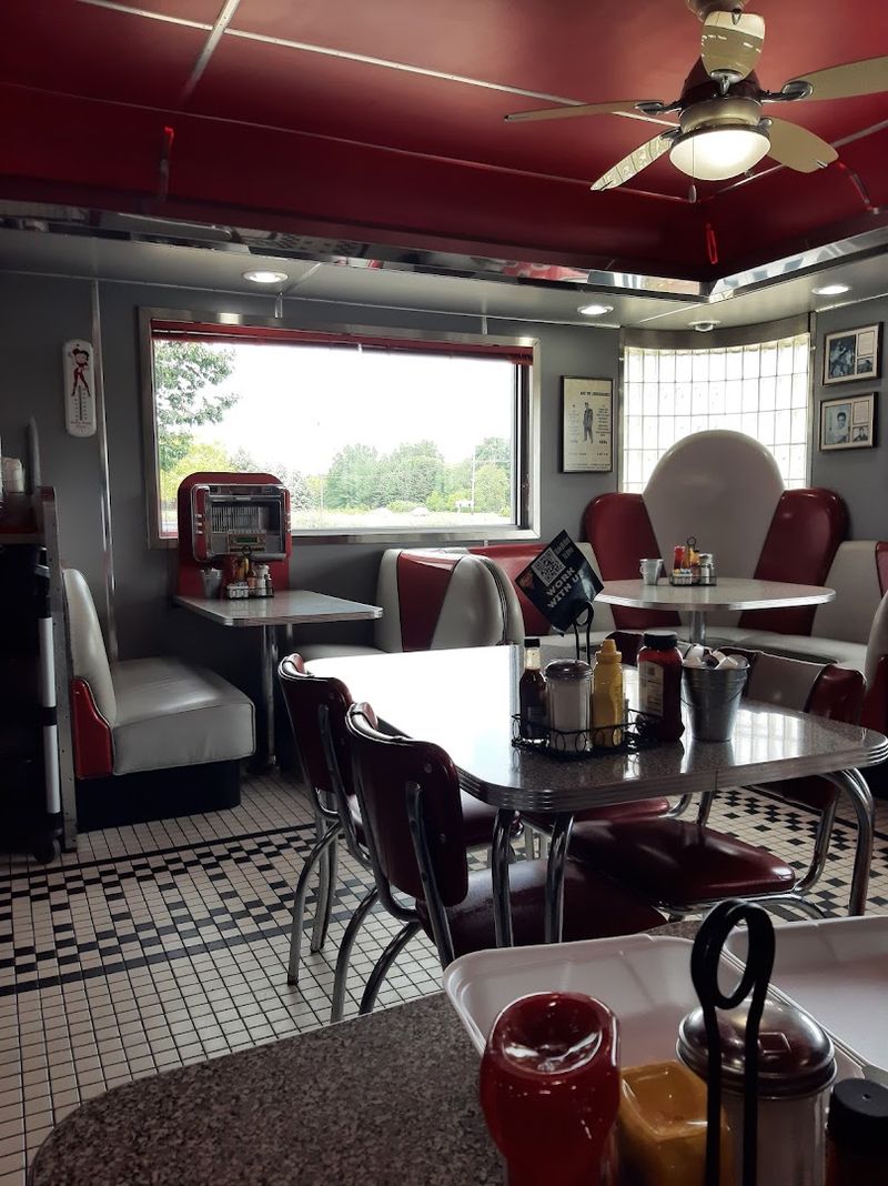 The Engine Room: Fast Service in a Big, Busy House The Engine Room: Fast Service in a Big, Busy House