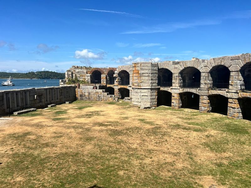 Smart Timing for a Fort Popham Day Smart Timing for a Fort Popham Day