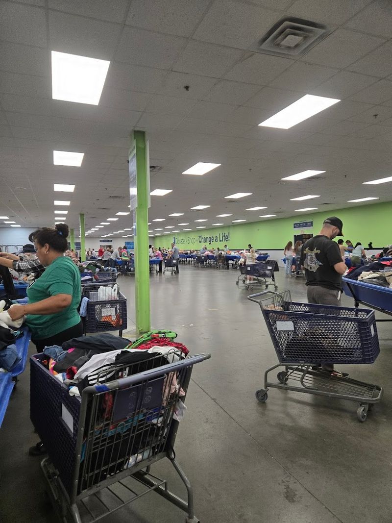 Goodwill Outlet Store — Nashville