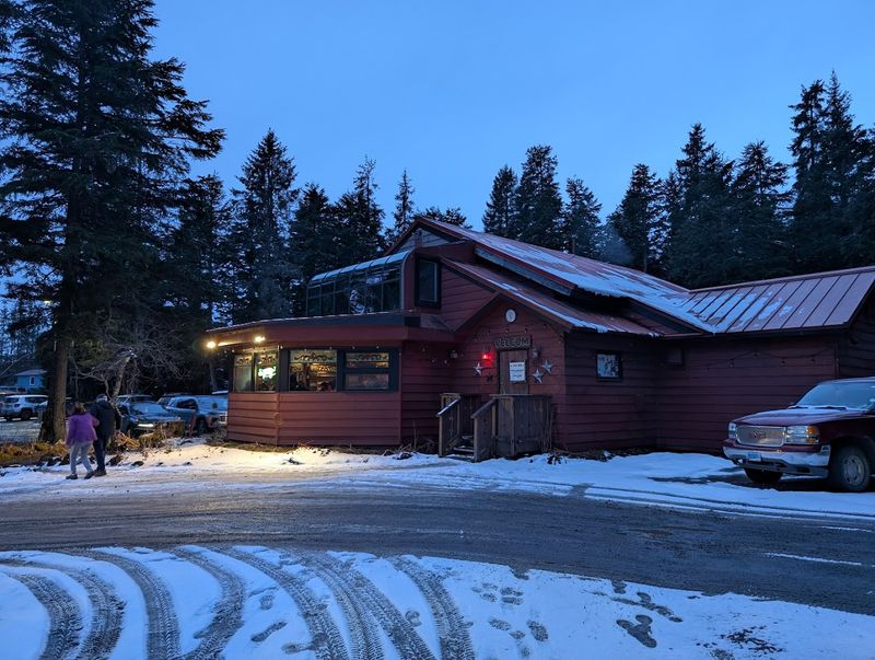 Double Musky Inn (Girdwood) Double Musky Inn (Girdwood)