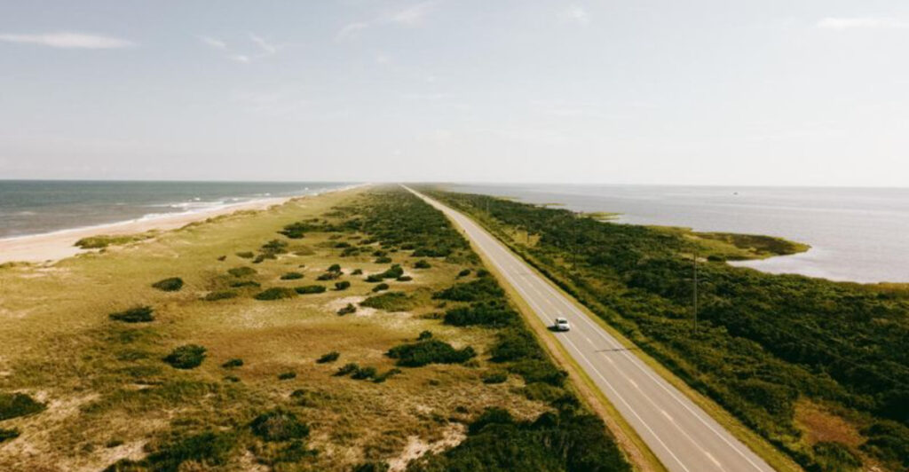 The Journey Steals the Show on These 9 Scenic North Carolina Roads