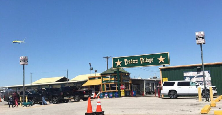 The Ultimate Weekend Flea Market in Texas… And It’s Wild