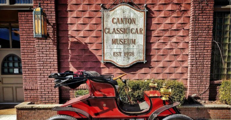 The Under-The-Radar Auto Museum In Ohio Where You’ll Find Over 40 Unusual Classic Cars