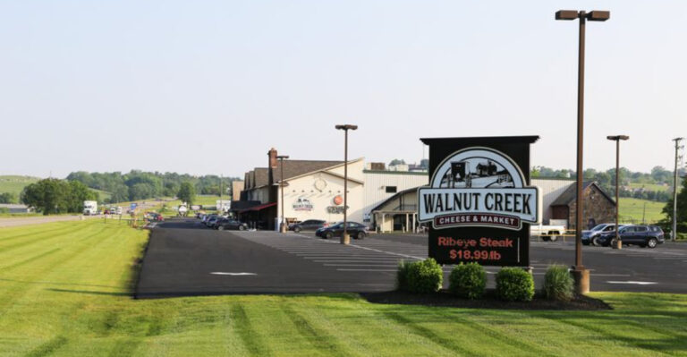 These 13 Amish Country Stops In Ohio Make Summer Feel Wonderfully Unhurried