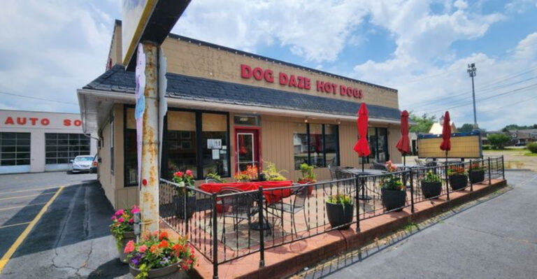 These 13 Ohio Hot Dog And Corn Dog Stands Belong On Every Summer Food Bucket List