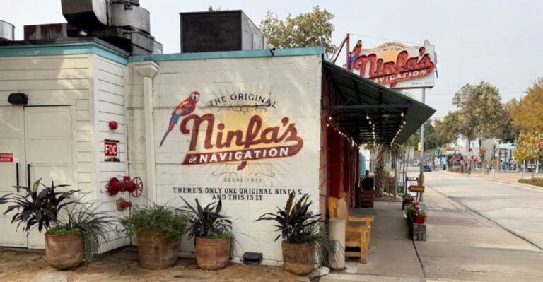 These 13 Texas Tex-Mex Joints Still Draw Crowds for the Same Old Favorites