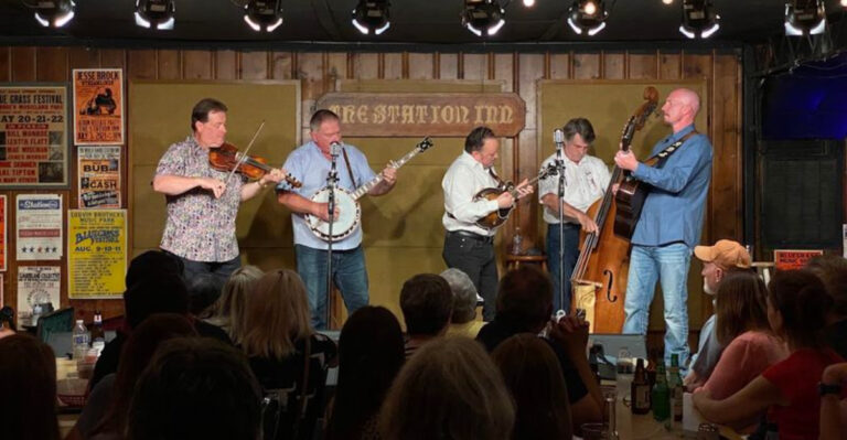 These Hidden Nashville Favorites Deliver An Authentic Tennessee Experience