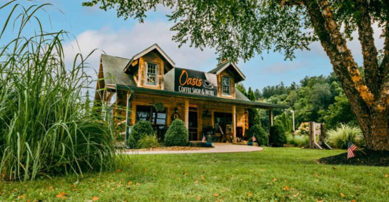 These Ohio Coffee Windows Are Perfect For Slow Summer Sips