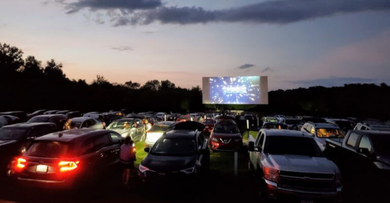 These Tennessee Drive-In Theaters Bring Back The Magic Of Summer Nights