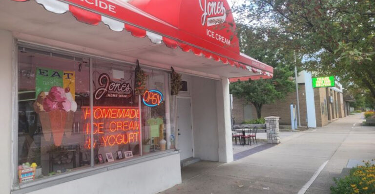 This Charming Small-Town Ice Cream Shop Serves Scoops That Live Up to the Hype