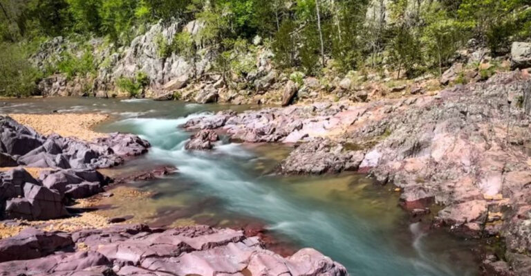 This Easy Trail in Missouri Leads to One of the State’s Most Unique Natural Swimming Areas