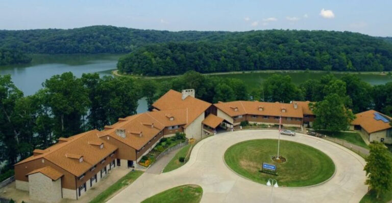 This Hidden Ohio State Park Is A Peaceful Escape Hiding In Plain Sight