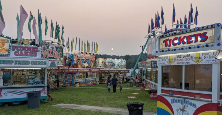 This Hot Air Balloon Festival in Pennsylvania Turns the Sky Into A Spectacle