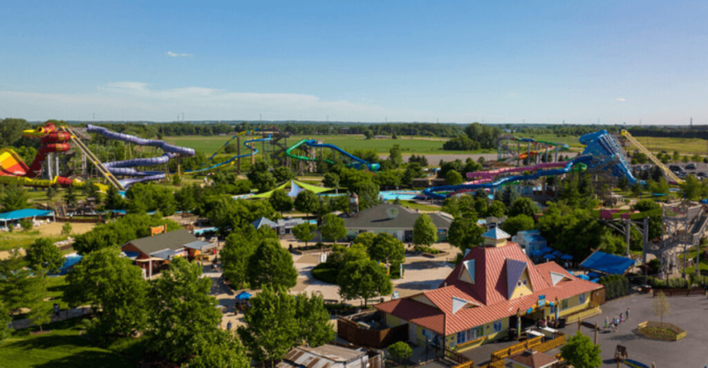 This Massive 58-Acre Waterpark in Illinois Is So Fun You’ll Never Want to Leave