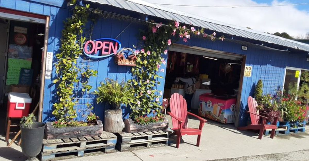 This Massive North Carolina Flea Market Is an All-Day Treasure Hunt