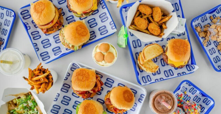 This New Jersey Smash Burger Spot Knows Exactly What Cheeseburger Fans Want