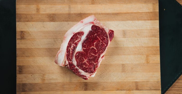 This New Jersey Steakhouse Serves a Ribeye That Arrives Sizzling in Garlic Butter