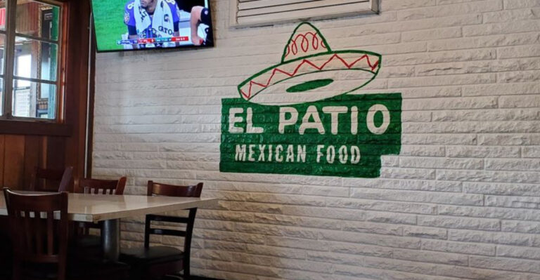 This Old-School Texas Tex-Mex Spot Is Where Locals Go for Comfort Food Without the Fuss