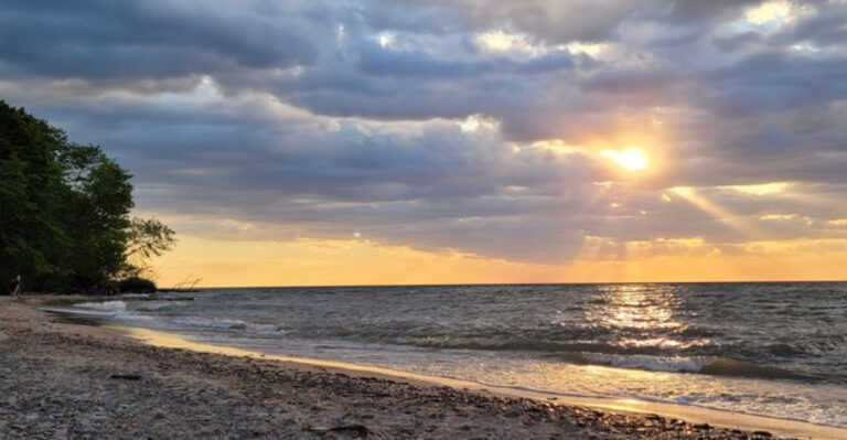 This Stunning Ohio Beach Offers Caribbean Vibes Without The Busy Crowds