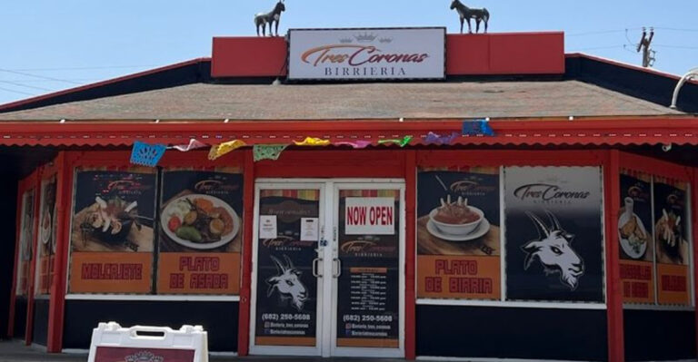 This Texas Mexican Spot Has an $11.99 Fajita Deal You’ll Want to Know About
