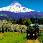 Travelers Can’t Stop Raving About This Stunning Oregon Train Ride