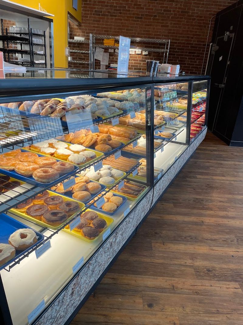 H & R Bakery (Salem)