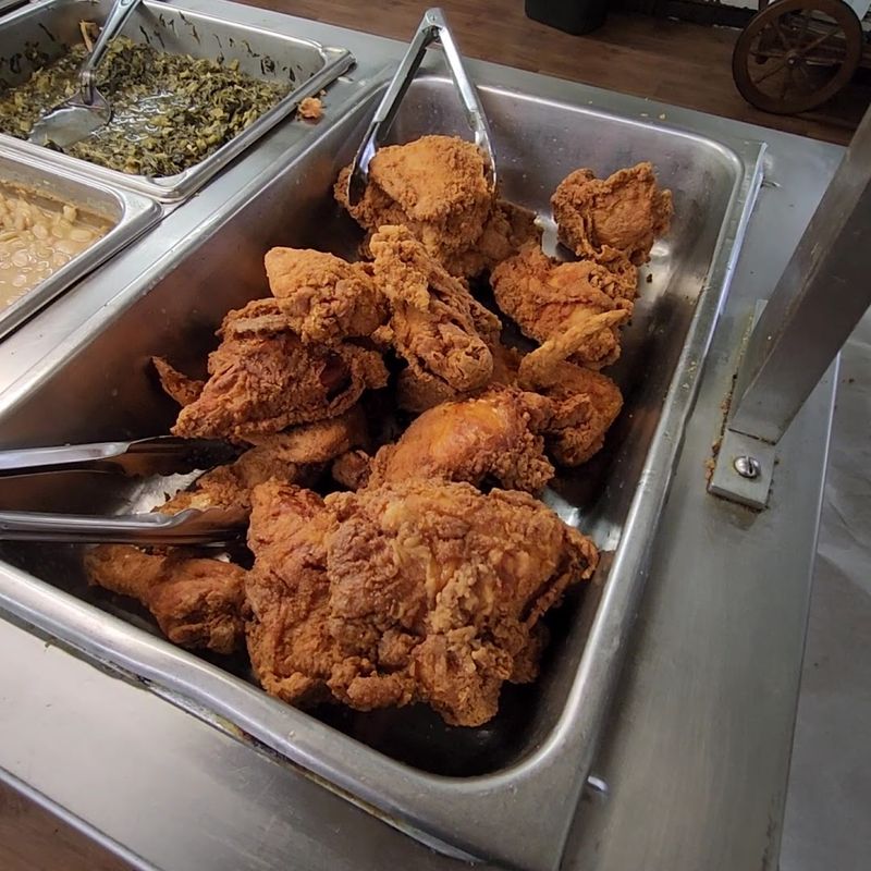The Fried Chicken That Carries the Whole Legend The Fried Chicken That Carries the Whole Legend