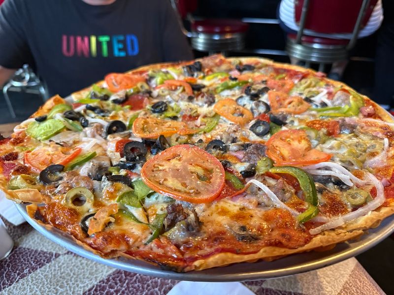 The Thin Crust That Built the Reputation The Thin Crust That Built the Reputation