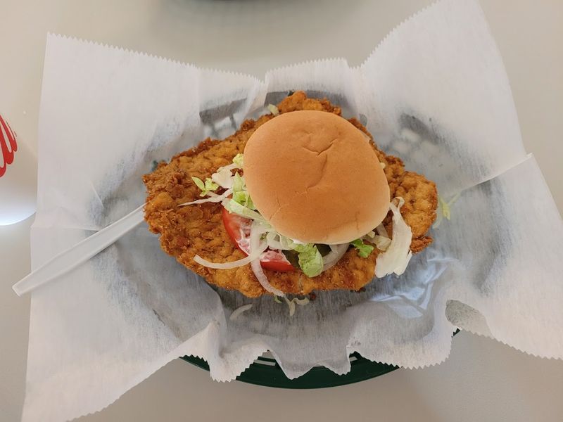 The Real Reason This Place Makes Fast Food Look Silly The Real Reason This Place Makes Fast Food Look Silly