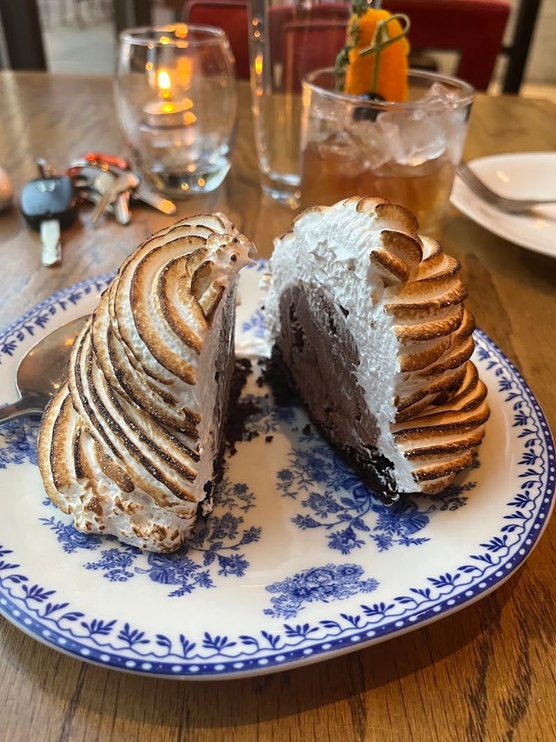 Why Community Tavern Earns More Than a Casual Detour