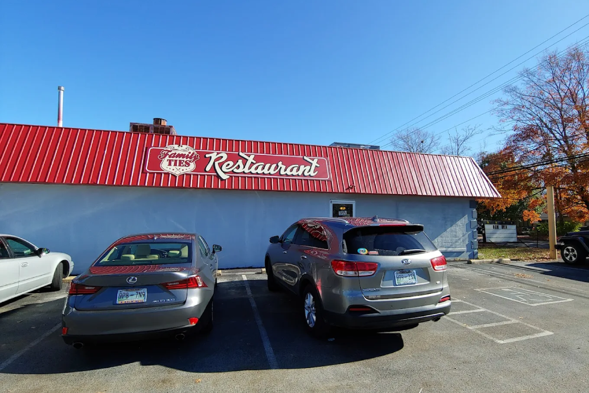 10 Best Restaurants in Crossville After a Day at Cumberland Mountain State Park