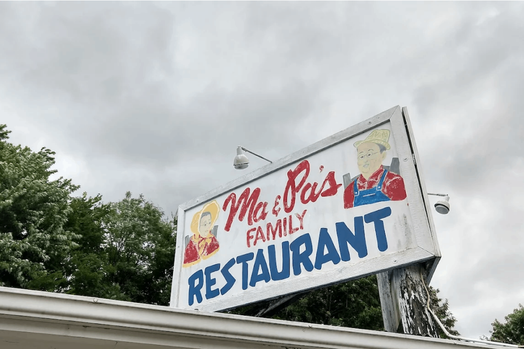 10 Best Restaurants in Greeneville, Tennessee After a Day Exploring the Mountains