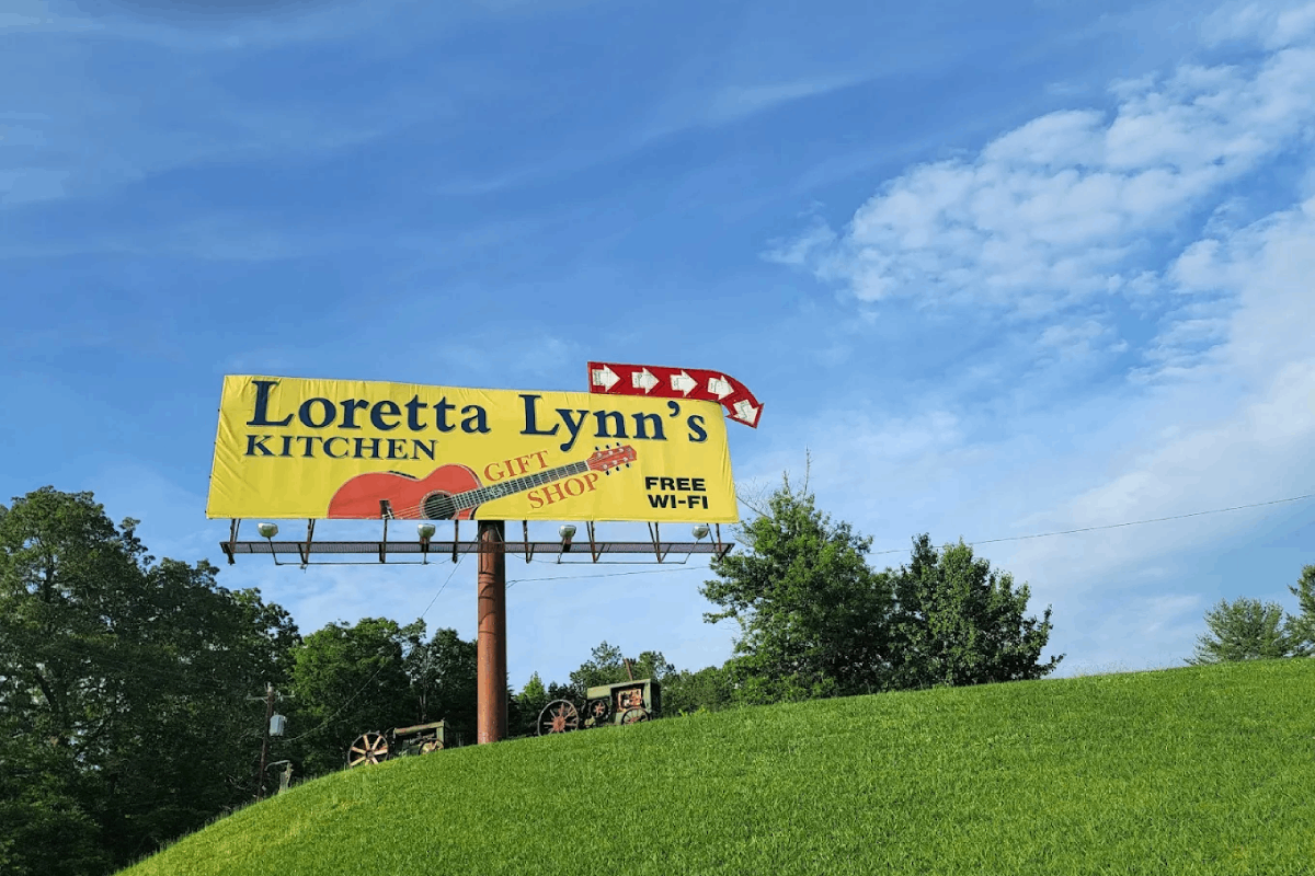 10 Tennessee Highway Restaurants Where the Food Is Worth the Stop