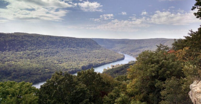 10 Unforgettable Outdoor Adventures That Make Summer In Tennessee Even Better
