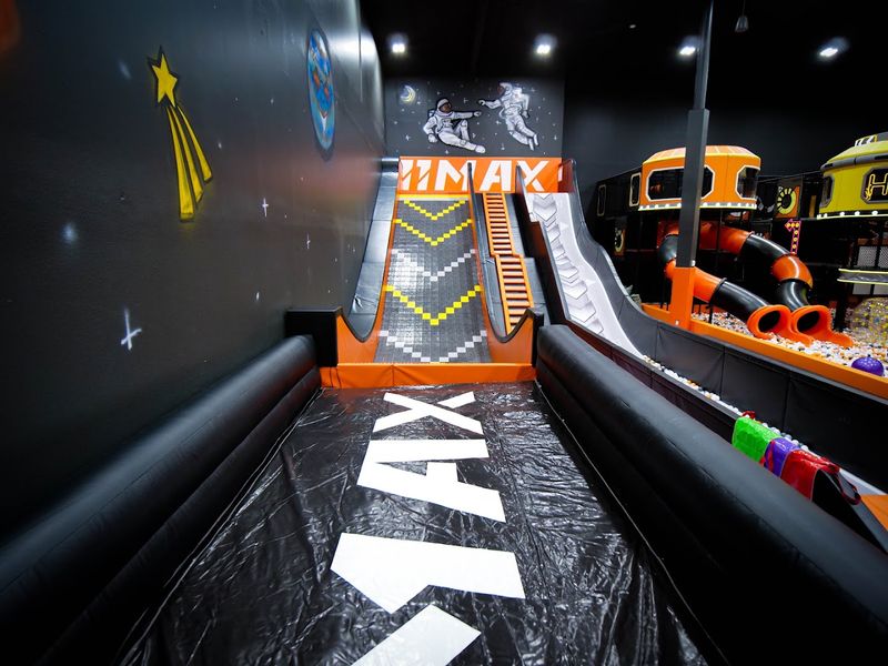 11 MAX Indoor Fun Park 11 MAX Indoor Fun Park