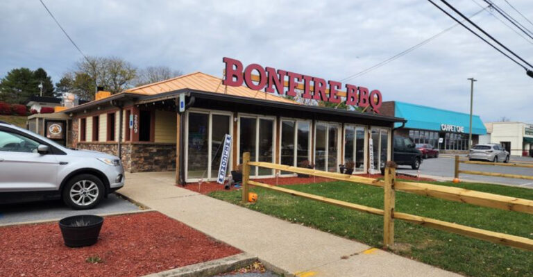 11 Pennsylvania Pulled Pork Sandwich Spots Serving Legendary BBQ Flavor