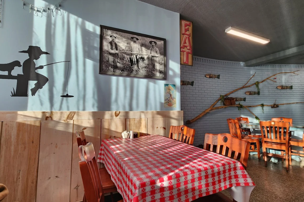 12 Best Bang-for-Your-Buck Restaurants in Tennessee That Locals Can't Stop Recommending