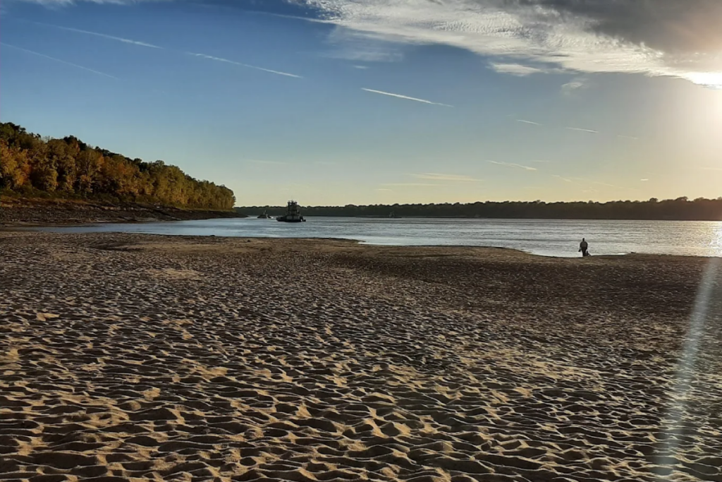 12 Tennessee State Parks With Cool Water, Shady Trails, And Summer Views