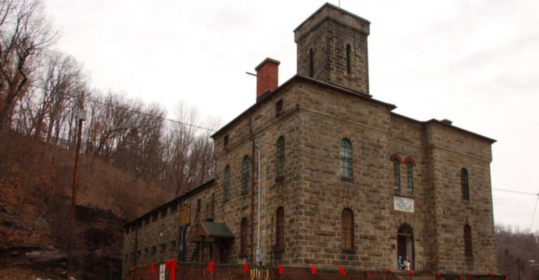 12 Lesser-Known Pennsylvania Landmarks With Remarkable Stories