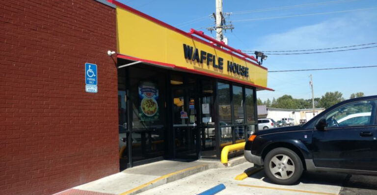 12 Ohio Food Spots That Show Great Late Night Eats Are Alive And Well In 2026