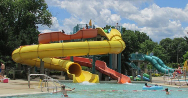 12 Ohio Water Park Destinations Perfect For Beating The July Heat