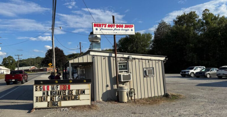 12 Pennsylvania Hot Dog Stands That Keep the Weekend Crowds Coming Back