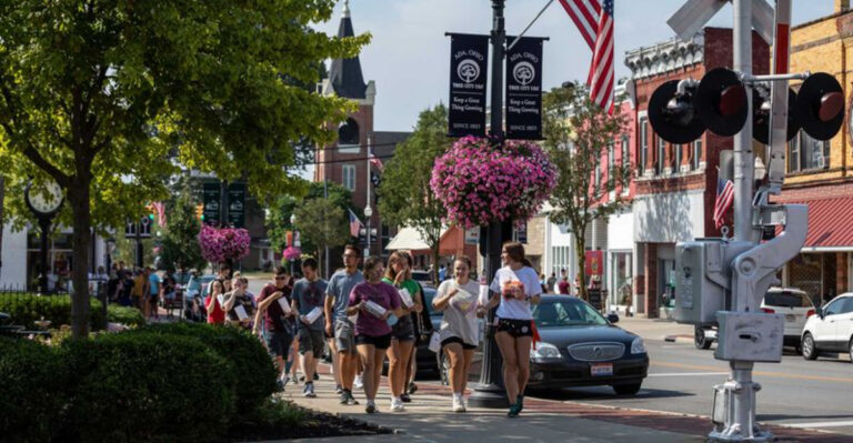12 College Towns In Ohio Perfect For Weekend Getaways In 2026