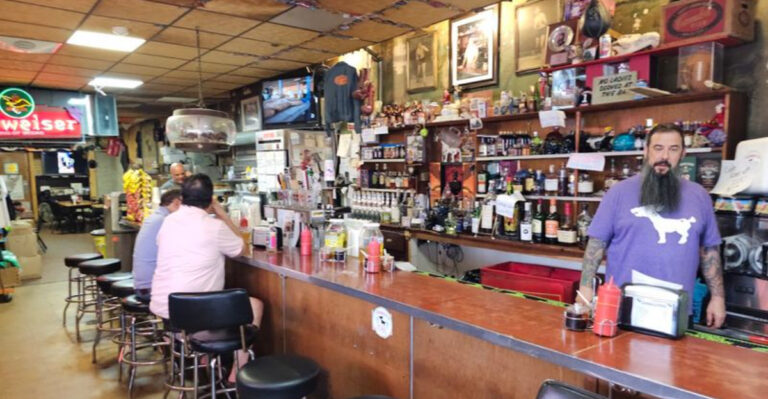 13 New Jersey Lunch Counters Where The Regulars Know Exactly What To Order